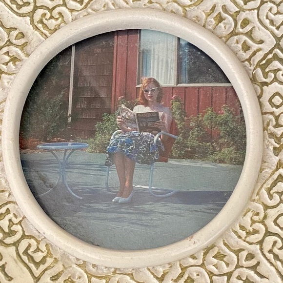 Small Vintage Photo Frame - Picture 3 of 4